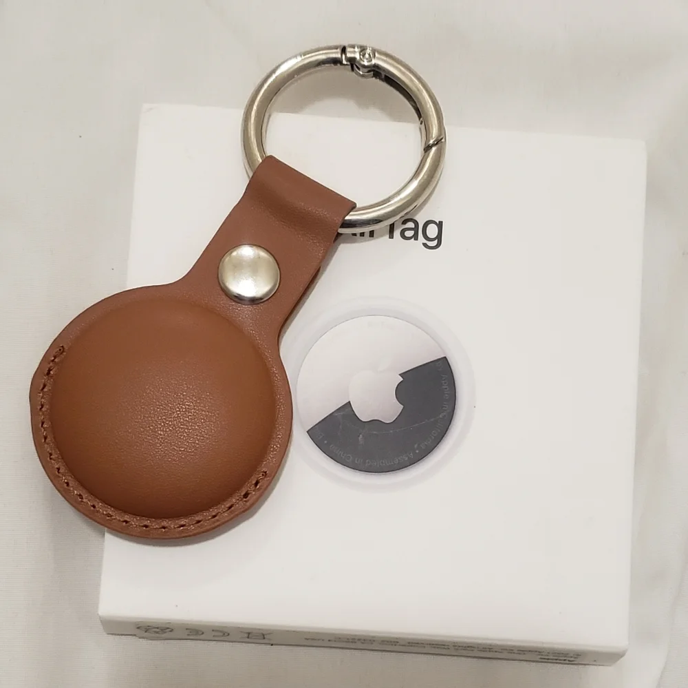 Elegant Tan Leather Keychain Holder + BNIB AirTag - Picture 2 of 6